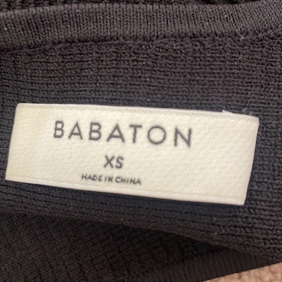 Aritzia Babaton one sided strap black ribbed crop top size xs - nylon and rayon - Picture 3 of 4